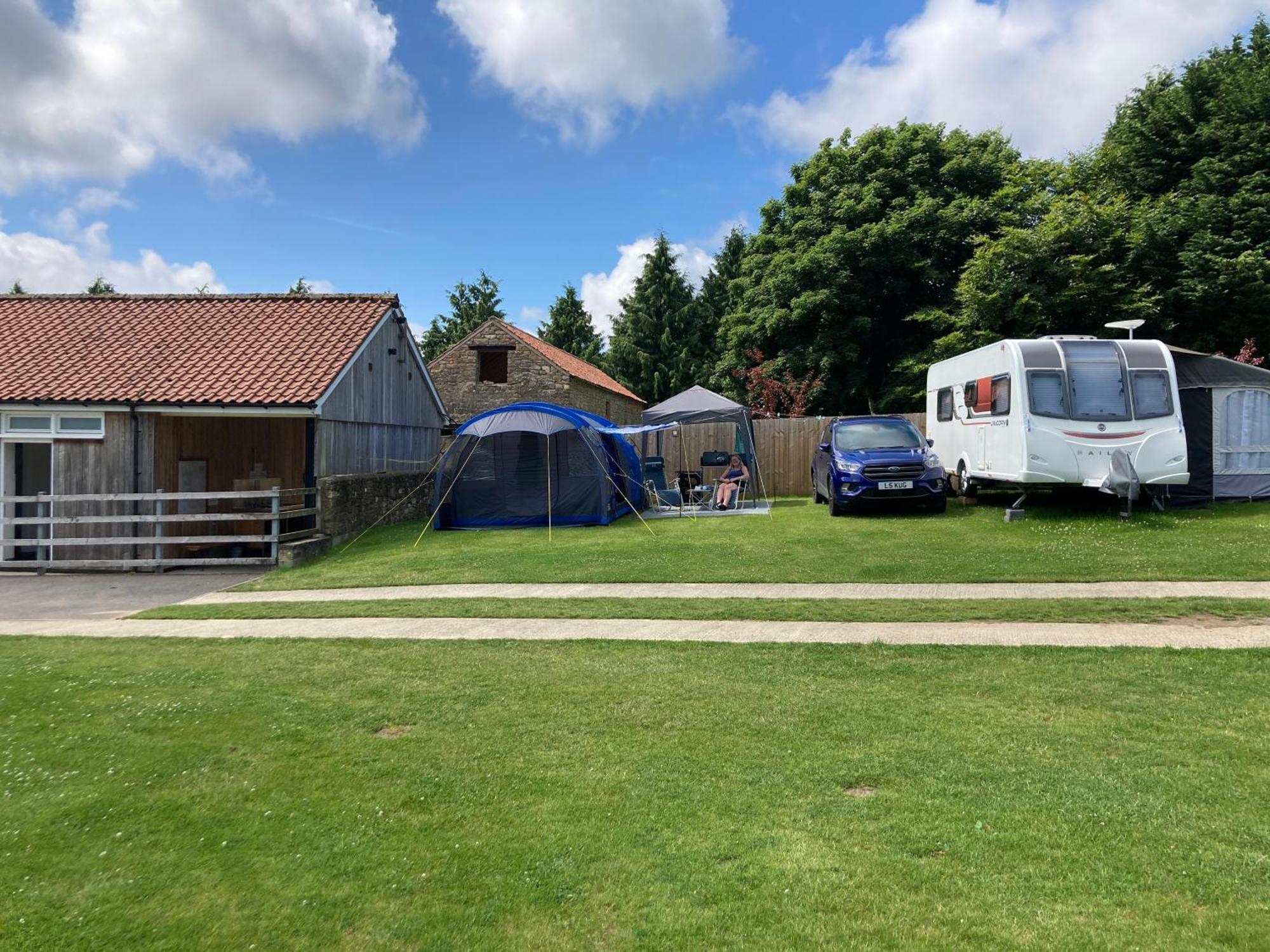 Отель Bank Top Camping-North York Moors With Pitches For Caravans, Camper Vans And Tents Пикеринг Экстерьер фото